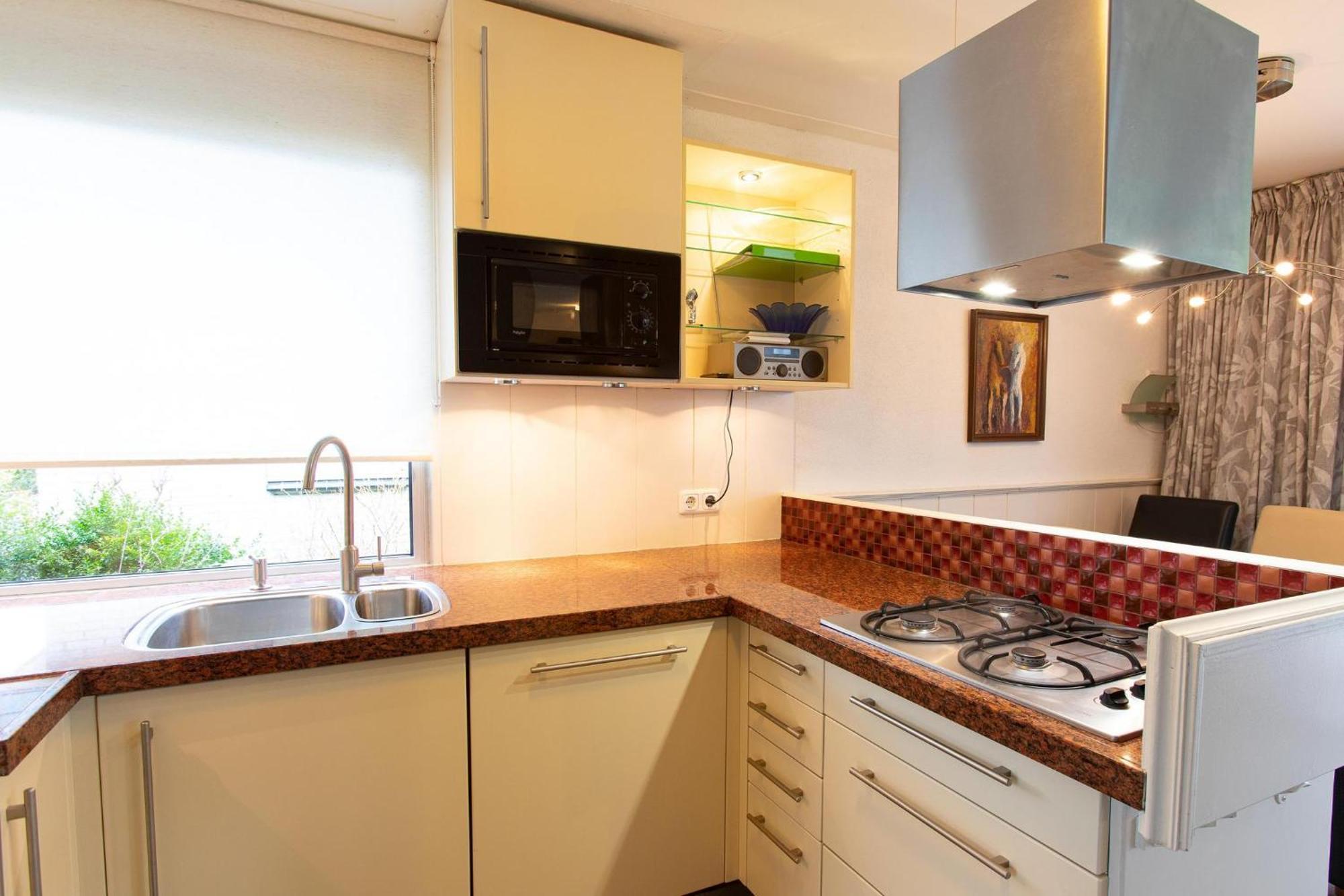 Vakantiepark Bosmeer Friesland Noordwolde  외부 사진
